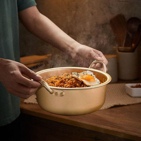 Yardwe Ramen Pot, Korean Ramen Cooking Pot With Lid, Korean Ramen Noodle Pot Fast Heating For Kitchen Cookware Great for Soup, Curry, Pasta and St...