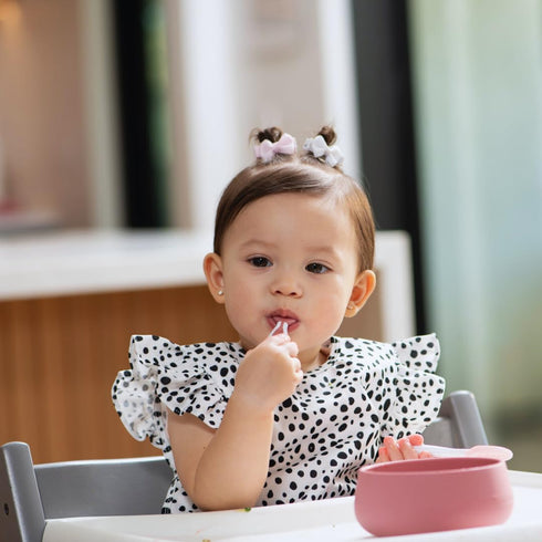 NumNum Suction Bowls | Extra Strong Suction | Non-Slip Design | Durable 100% Food Grade Silicone BPA-Free | for Babies & Toddlers 4 months+, 2 Bab...