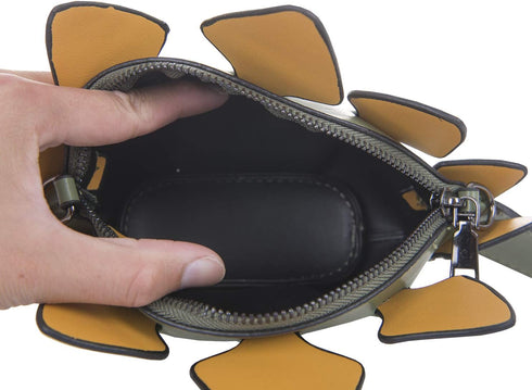 QZUnique Dinosaur Shark Shoulder Bag for Women 3D Animal Novelty Purse Zipper Crossbody Handbag Clutch Messenger Bag for Girl...
