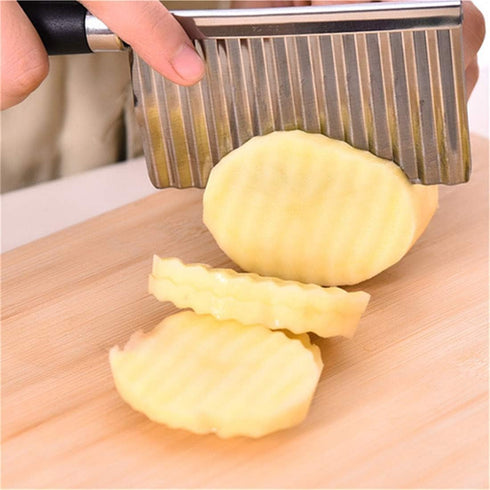 Multifunctional Potato Wavy Edged Knife , Stainless Steel Mezzaluna Chopper salad Rocker Knife Potato Slicer Chopper French Fry Maker Cutter circu...