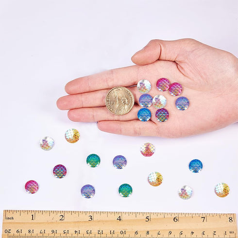 SUNNYCLUE 160pcs 8 Color(20pcs/Color) 12mm Flat Back Mermaid Fish Scale Resin Cabochons Round Iridescent Cameo Sparkly Glitter Cabs for DIY Earrin...