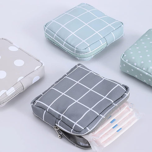 Sanitary Napkin Storage Bag, 4Pcs Zipper Menstrual Pad Bag Portable Sanitary Napkin Storage Tampons Holder for Purse First Period Kit for Teen Gir...
