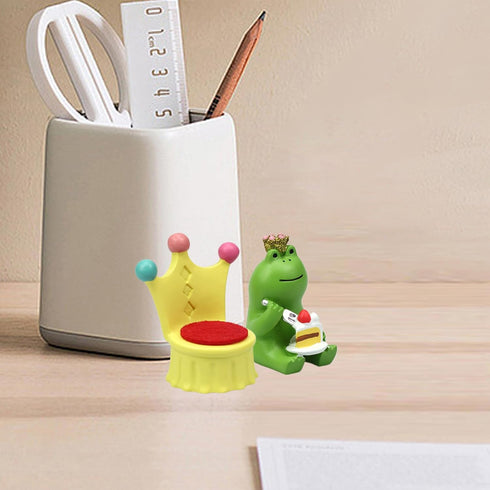 Miniature Frog Eating Cake Figurine - Funny Frog Sculpture for Shelf, Desk Decoration - Perfect Cute Frog Gift for Frog Lovers(Crown Sofa)...