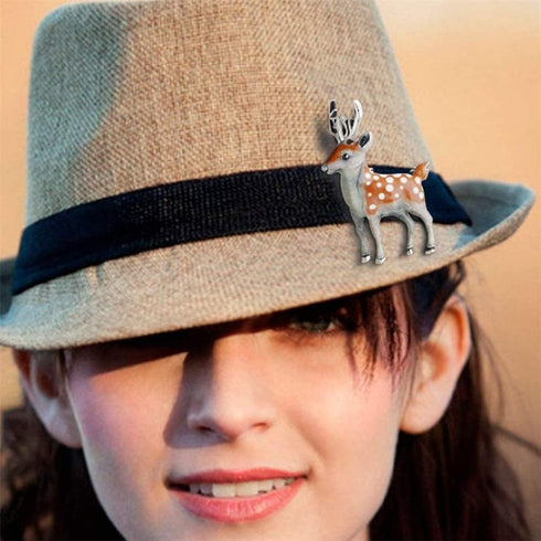 Deer Brooch Pin Retro Animal Brooch Pin Clothing Hat Dress Accessories for Girl Woman Cute Beautiful Animal Pin Winter Jewelry Coat Accessories Bi...