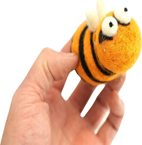 Woolbuddy Needle Felting Kit for Beginners Adults, Bee and Ladybug Animal Craft Set, Includes Materials, Tools, and Instructions for DIY Hobbyists...
