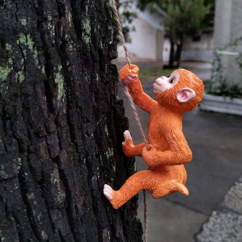 Climbing Monkey Tree Hugger Garden Monkey Statue Resin Animal Sculpture Yard Decor for Outside, Funny Tree Climber Figurine Outdoor Patio Lawn Dec...