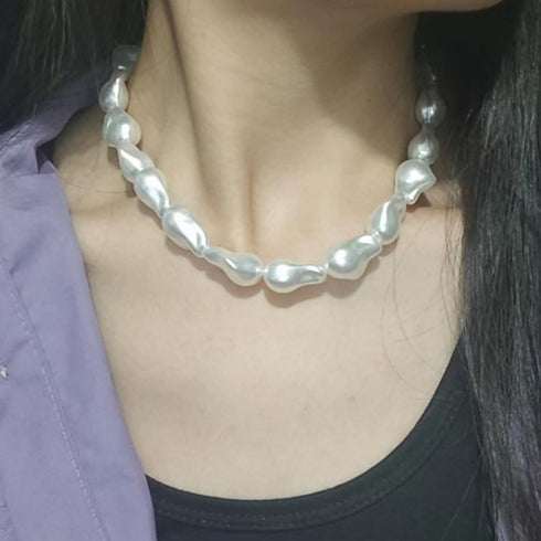 Pearl Necklaces for Women Chunky Pearl Choker Necklaces Baroque Pearl Necklace Dainty White Pearl Beaded Necklace Vintage Pearl Charm Choker Neckl...