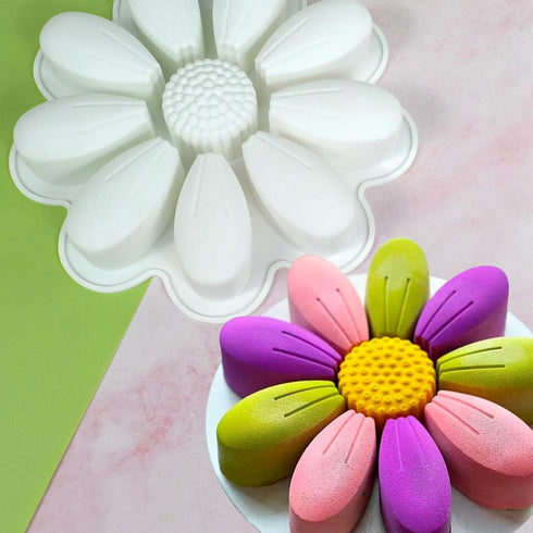 DIY Sunflower Chocolate Molds Silicone Candy Molds Non Stick Cookies Baking Trays for Party Decorations Food Grade (Sunflower M_9x9x1.48inch)...