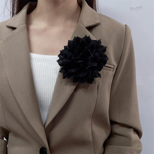 Dainty Lace Flower Large Brooch Lapel Pins Delicate Elegant Handmade Fabric Sunflower Brooches Pin Classic for Women Wedding Party Dance Banquet D...