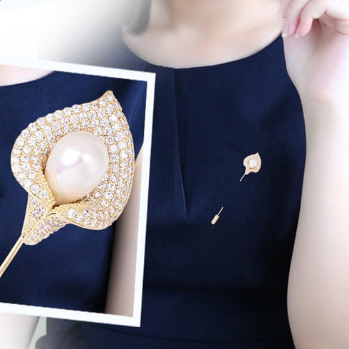 Women Crystal Rhinestone Calla Lily Floral Boutonniere Lapel Stick Pin Brooch Cardigan Scarf Tie Pin Pearl Flower Breastpin Wedding Party Jewelry...