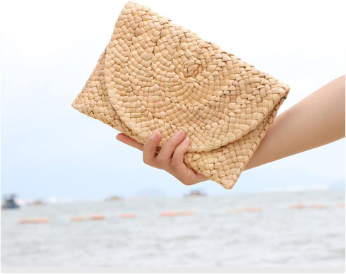 Freie Liebe Straw Clutch Purses for Women Summer Beach Bags Envelope Woven Clutch Handbags...