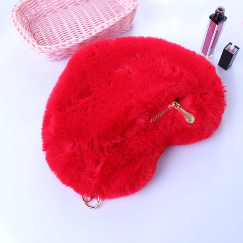 TENDYCOCO Heart Shaped Clutch Purse Faux Fur Shoulder Bag Crossbody Bag Fluffy Handbag...