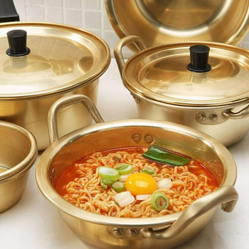 Korea Noodle Pot Aluminum Noodle Pot,Nonstick Double Handle Korean Yellow Aluminum Noodles Pot,Cookware for Kitchen,Great for Soup,Pasta(16CM)...