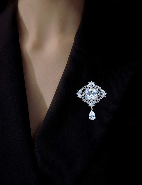 Sparkling Cubic Zirconia Butterfly Brooch Pin Pave CZ Flower Lapel Pin Clear Crystal Pins for Women Bridal...