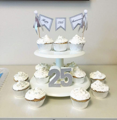 Gifbera Standard Silver Foil Cupcake Liners Metallic Paper Muffin Baking Cups 200-Count (Silver)...