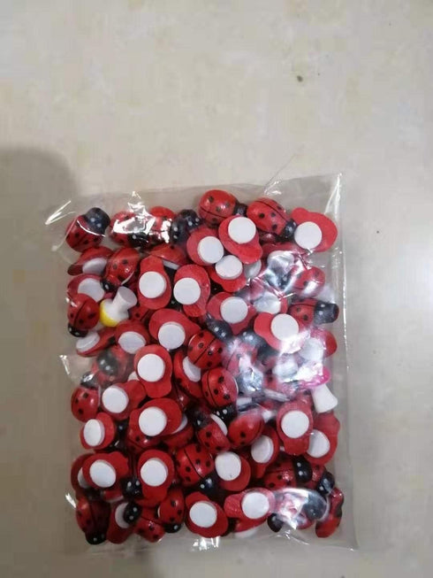 100 pcs Wooden Ladybug Garden Stones - Decorative Outdoor Ornaments - Garden Decoration for Vegatable and Flower Beds...