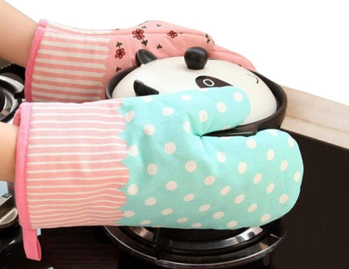 GreenFist Set of Two Oven Mitts | Heat Resistant Cotton Kitchen Pot Holder | Oven Glove | Kitchen Mitts (Dotted Blue)...