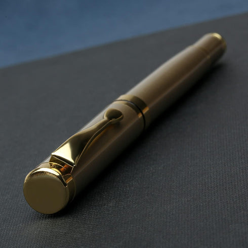 Luxury Ballpoint Pens Best Ball Pen Gift Set for Men & Women Professional Executive Office Nice BallPens Classy Gift Box Ballpoint Black Refill Li...