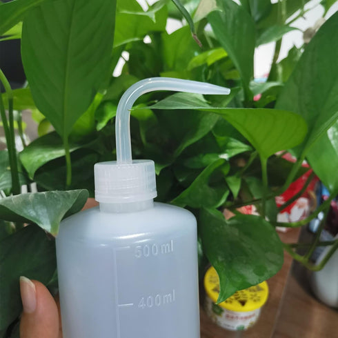 LDPE Economy Wash Bottle, Narrow Mouth Squeeze Bottle Medical Lab Plastic, Safety Squeeze Bottle No Spill, Bend Mouth Watering Cans (500ml / 16oz ...