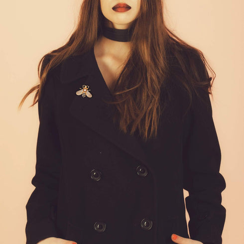 WILLBOND 4 Pieces Honey Bee Brooch Lapel Pins for Women Crystal Insect Themed Bee Brooches with Faux Pearl Fashion Gift for Birthday Dating Party ...