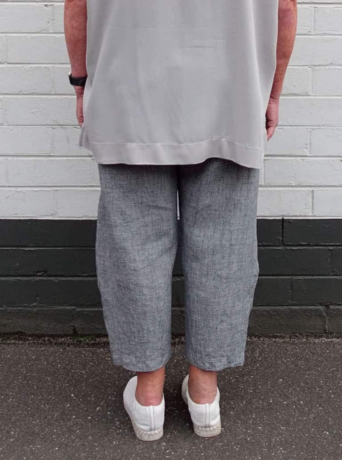 Style Arc Sewing Pattern - Bob Woven Pant (Sizes 04-16)...