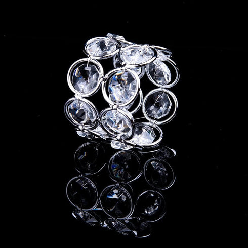 Feyarl Set of 4pcs Silver Crystal Napkin Rings Handcraft Sparkly Napkin Rings Napkin Holders for Wedding Centerpieces Special Occasions Celebratio...