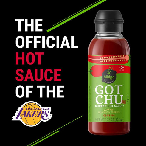 bibigo GOTCHU - Classic Korean Hot Sauce, Made with Gochujang Fermented pepper paste, Low Heat Sweet-Spicy-Savory-Earthy Flavor [10.7 Oz Squeeze B...