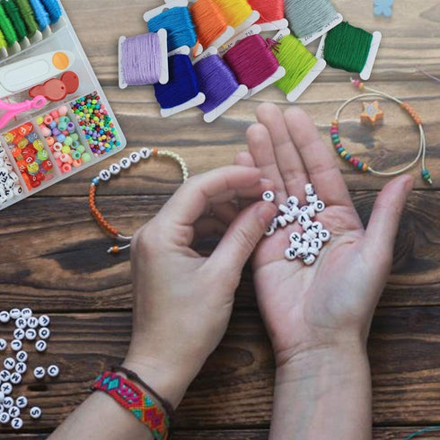 Peirich Friendship Bracelet Making Beads Kit, Letter Beads,22 Multi-Color Embroidery Floss Over 1900 pcs"A-Z" Alphabet Beads Beads Bracelets Strin...