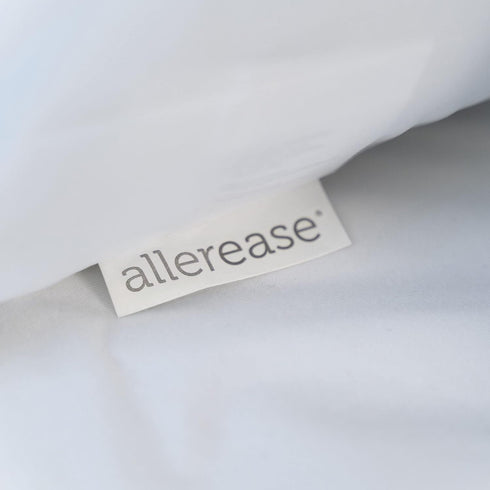 AllerEase Hot Water Wash Breathable Advanced Protection Machine Washable Durable Zippered Pillow Protector, Standard/Queen Size 2 Pack, White...