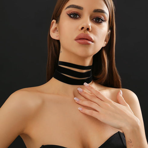 yfstyle Lace Choker Necklaces Set Black Velvet Choker Necklace for Women Gothic Velvet Chokers Daisy Choker Necklace Fairy Flower Choker Collars M...