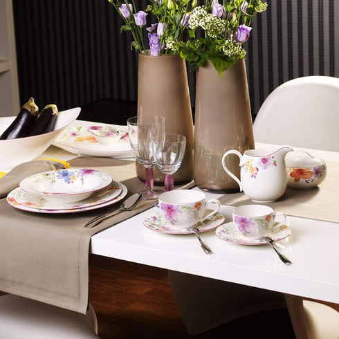 Villeroy & Boch Mariefleur Basic Coffee, Beautiful Premium Porcelain Saucer with Playful Flower Decoration, Dishwasher Safe, 16 cm...
