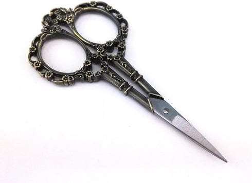 Yueton Vintage Europea Style Plum Blossom Needlework Embroidery Scissors (Bronze)...