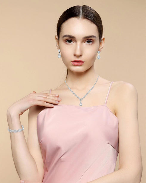 Women Crystal Necklace Earrings Bracelets Set Wedding Rhinestones Necklaces Rhinestone Teardrop Pendant Earrings Shiny Bracelet Jewelry for Brides...