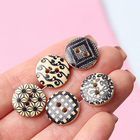 200Pcs Black & White Plaid Wooden Buttons Versatile 1.5 cm Sew-On Accessories for DIY Fashion & Crafts...