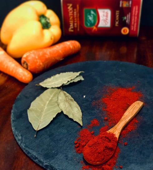 Artisan Spanish smoked paprika, Pimenton from La Vera region. Hot and Sweet. Set of 2 tins....