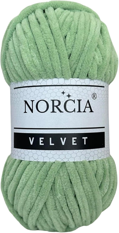 Soft Velvet Yarn Chenille Yarn for Crocheting Super Bulky 100g (74.3 yds) Baby Blanket Yarn for Knitting Amigurumi Yarn Fancy Yarn for Crochet Wea...