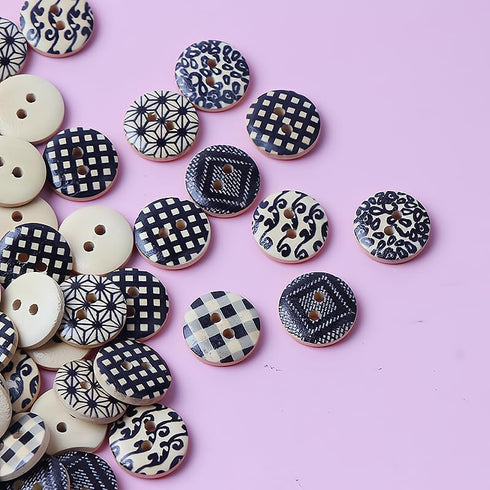 200Pcs Black & White Plaid Wooden Buttons Versatile 1.5 cm Sew-On Accessories for DIY Fashion & Crafts...