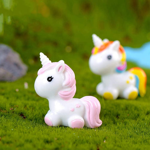 MAOMIA Miniature Unicorn Figurines Statue, Rainbow Unicorn Cake Toppers Decoration Moss Landscape DIY Terrarium Crafts Ornament Home Decor(Pack of...