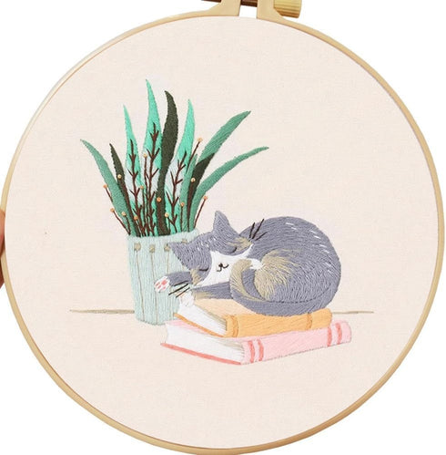 Esffaci Embroidery Starter Kit for Adult Beginner with Sleepy Cat Plant Books Pattern Stamped Cross Stitch Set with Embroidery Cloth Hoop Needle T...