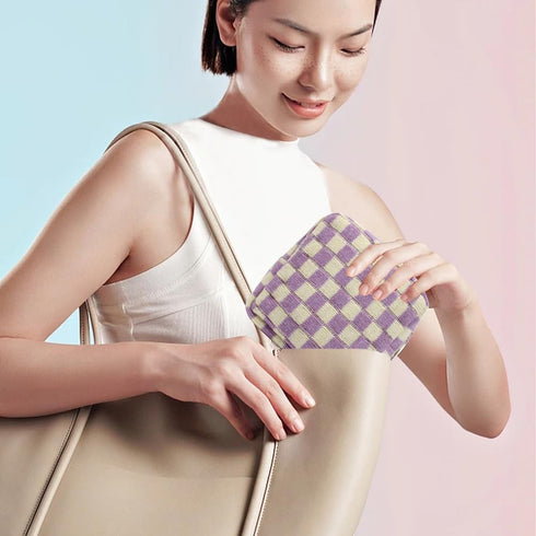 Small Makeup Bag for Purse, Mini Checkered Cosmetic Bag Zipper Cute Make Up Pouch Travel Toiletry Bag Makeup Aesthetic Accessories Storage Bag Org...