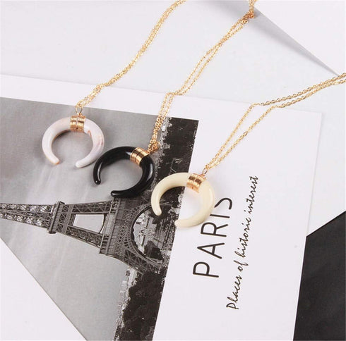 JczR.Y Resin Moon Necklace Vintage Big Horn Crescent Necklace Pendant for Women Boho Beach Jewelry Gifts...