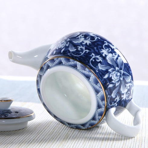Alipis Porcelain Teapot, Blue and White Tea Pot Chinoiserie Chinese Teapot With Strainer Hole Vintage Flower Coffee Pot Pitcher For Kung Fu Tea Lo...