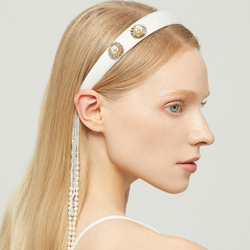 NBEADS 200 Pcs Crystal Pearl Buttons, Flower Claw Cup Rhinestones Gold Flatback Base Shiny Crystals Antique White Flower Faux Pearl Rhinestone Cra...