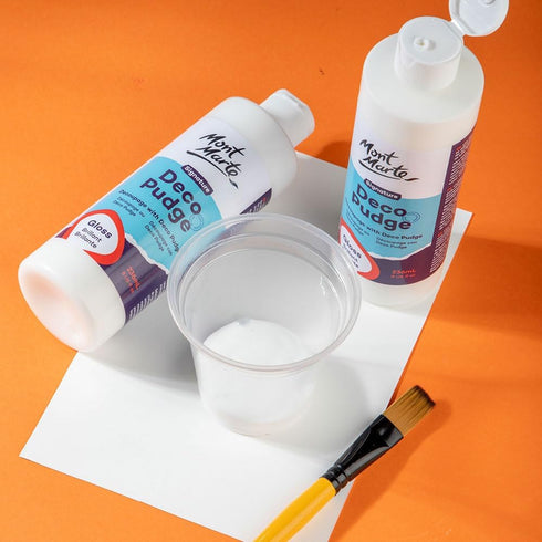 Mont Marte Deco Pudge Craft Varnish Signature 236ml (8 US fl.oz) – Gloss, Multi-Purpose Clear Craft Sealer, Varnish and Decoupage Glue, Ideal for ...