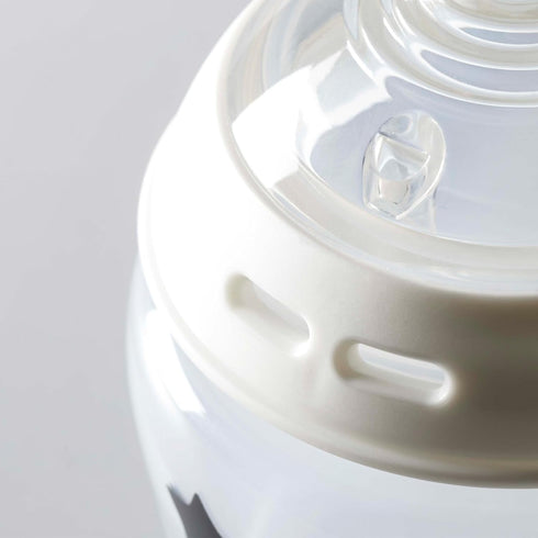 Tommee Tippee Baby Bottles, Natural Start Anti-Colic Baby Bottle with Slow Flow Breast-Like Nipple, 5oz, 0m+, Self-Sterilizing, Baby Feeding Essen...