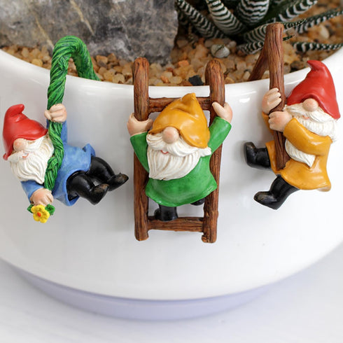 Set of 3 Cute Climbing Gnome Figurines Flower Pot Hugger, Resin Hanging Gnomes Statue Outdoor Decor Fence Ornaments for Patio Lawn Garden Yard...