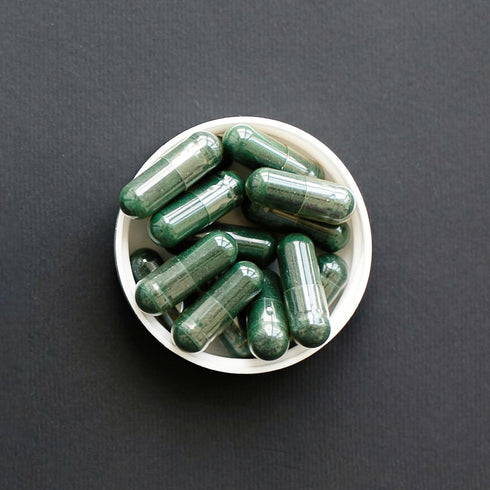 Earthborn Elements Spirulina 200 Capsules, Pure & Undiluted, No Additives...