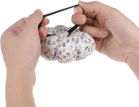 HARFINGTON 2pcs Wrist Pin Cushion Pumpkin Needle Sewing Pincushion Pin Holder with Elastic Wrist Belt Fit All Wrist Sizes for Sewing Quilting Need...