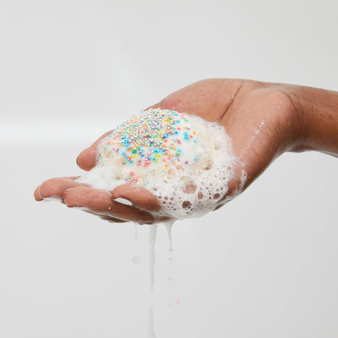 Fizz and Bubble, Bubble Bath Sundae, 7oz. (1-pack) - Scented Bath Bomb, Moisturizing for Dry Skin, Soothing, Nourishing, Handmade Gift Ideas for H...