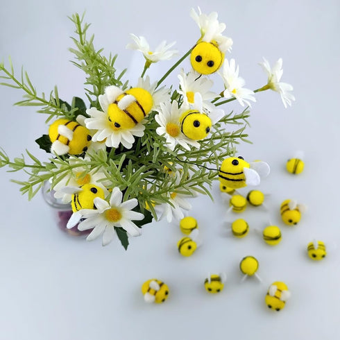 30 PCS Wool Felt Bees Cute Felt for Crafts Mini Bee Plush Decor for Baby Shower Gender Reveal Decoration Nursery Tent DIY Crafts...